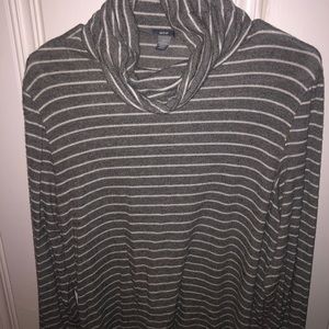 Aerie lightweight turtleneck!